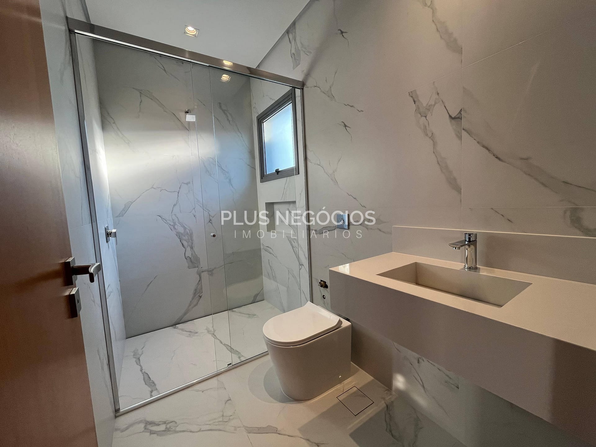 Casa à venda com 5 quartos, 400m² - Foto 11