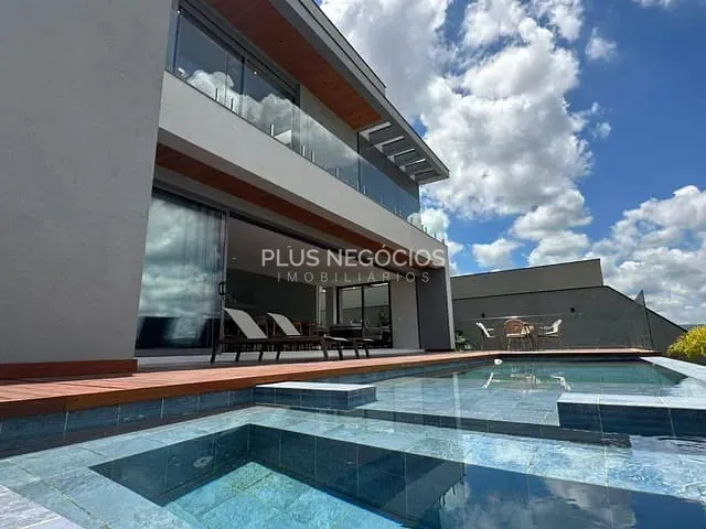 Casa com 525m² 5 quartos e 6 banheiros, à venda, no bairro Alphaville Nova Esplanada em Votorantim