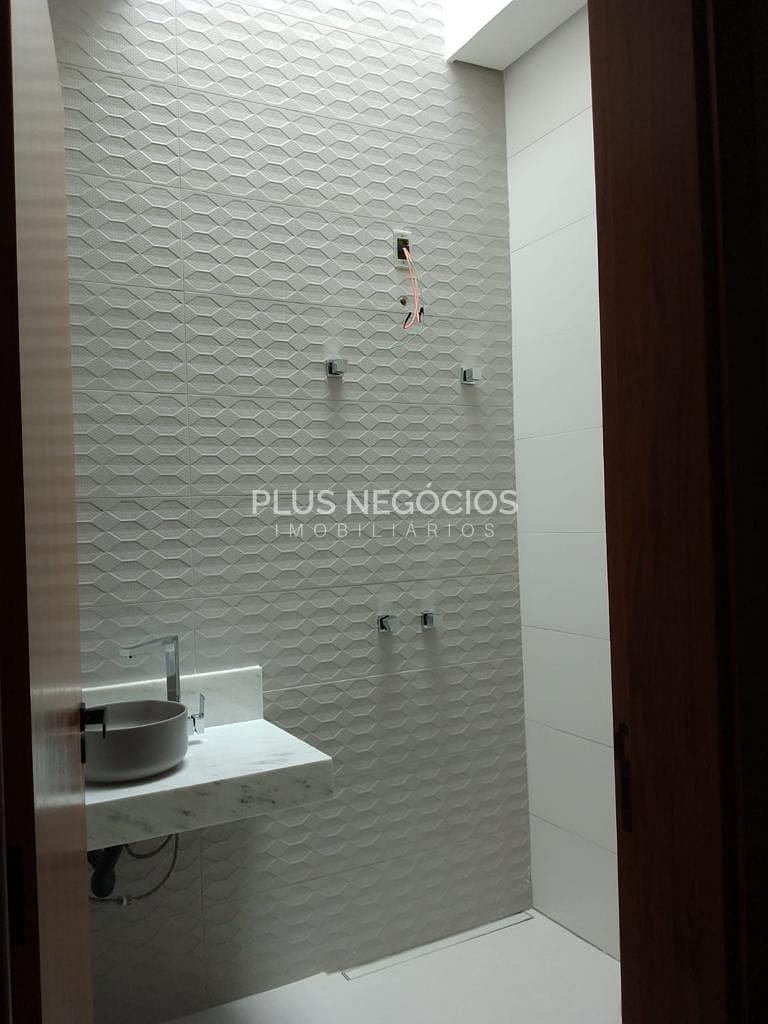 Casa à venda com 3 quartos, 200m² - Foto 17
