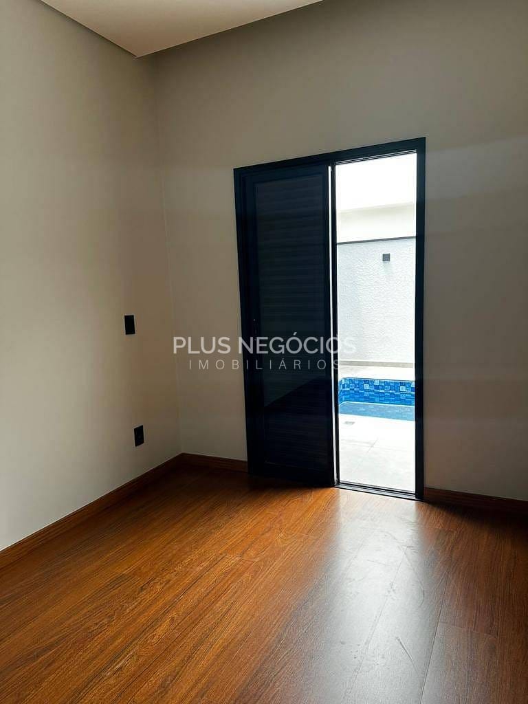 Casa à venda com 3 quartos, 200m² - Foto 10