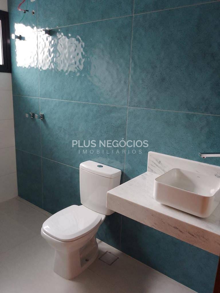 Casa à venda com 3 quartos, 200m² - Foto 16