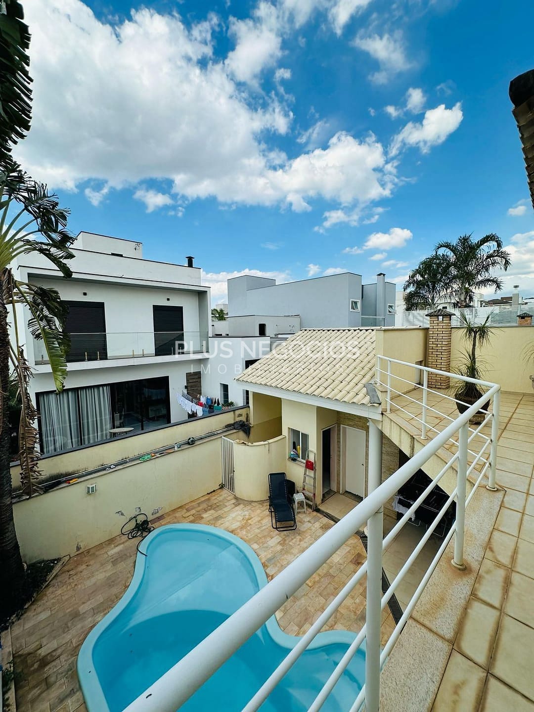 Casa à venda com 3 quartos, 234m² - Foto 13