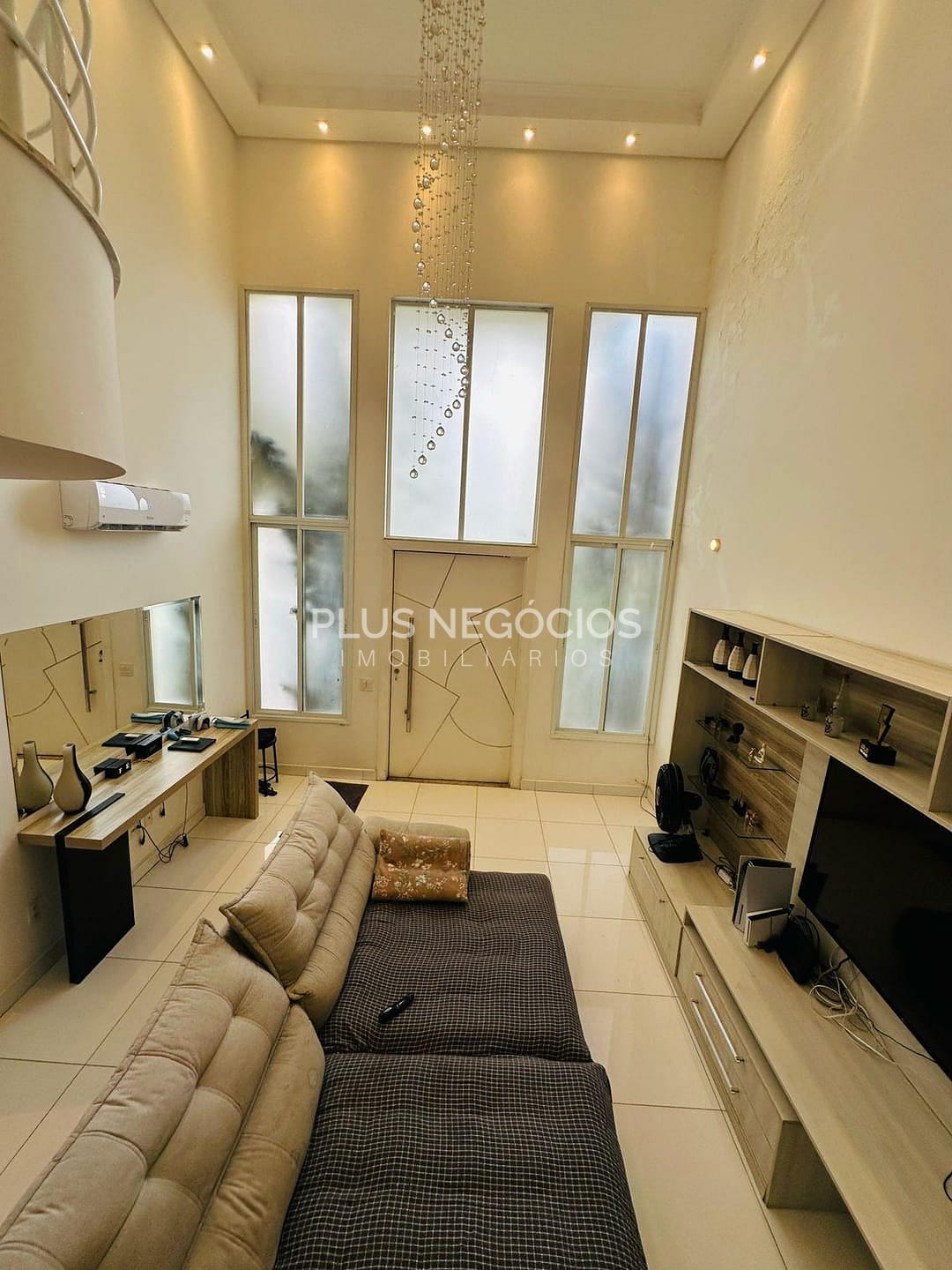 Casa à venda com 3 quartos, 234m² - Foto 9