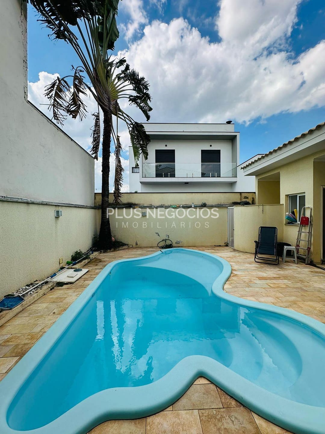 Casa à venda com 3 quartos, 234m² - Foto 15