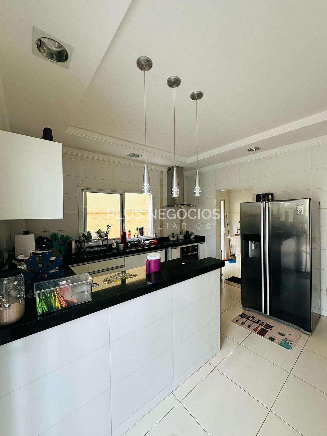 Casa à venda com 3 quartos, 234m² - Foto 8
