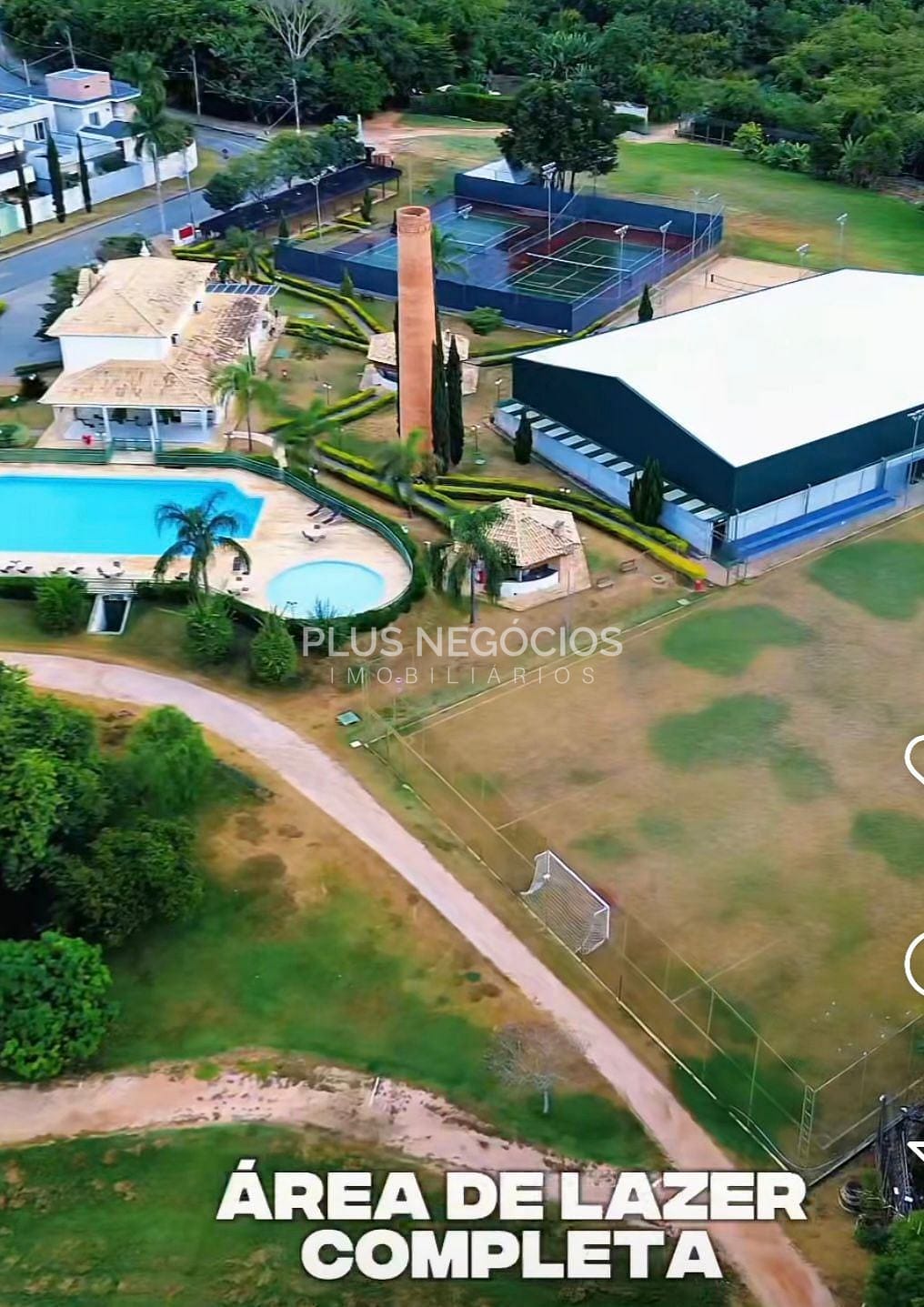 Casa à venda com 3 quartos, 234m² - Foto 17