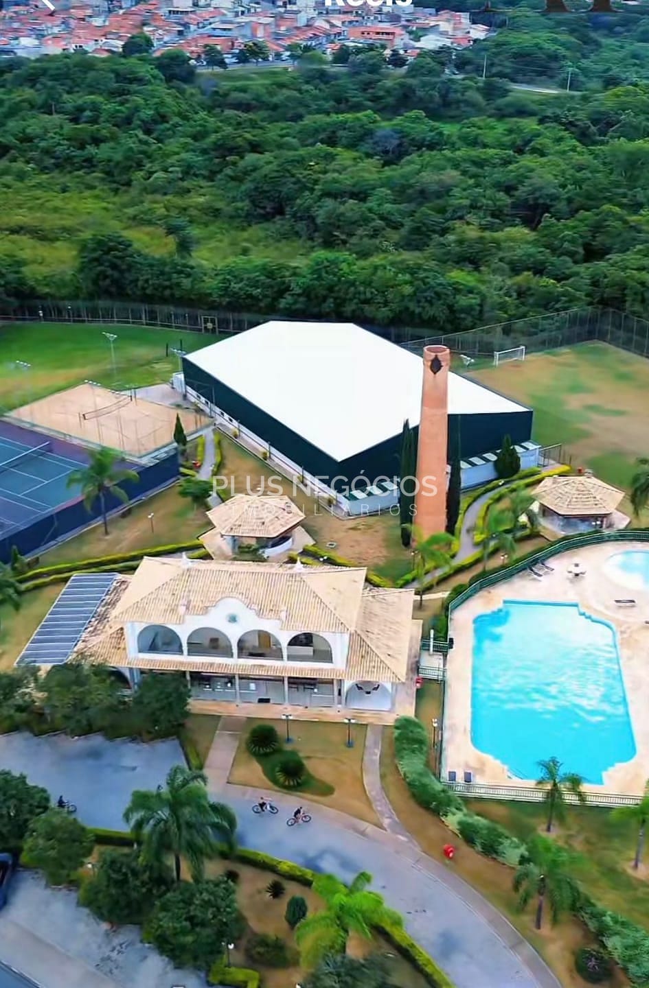 Casa à venda com 3 quartos, 234m² - Foto 19