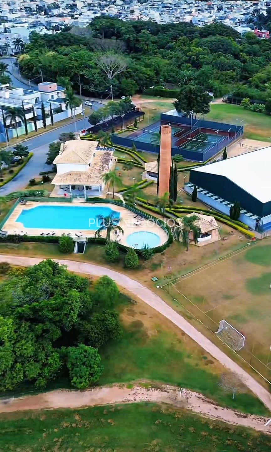 Casa à venda com 3 quartos, 234m² - Foto 18