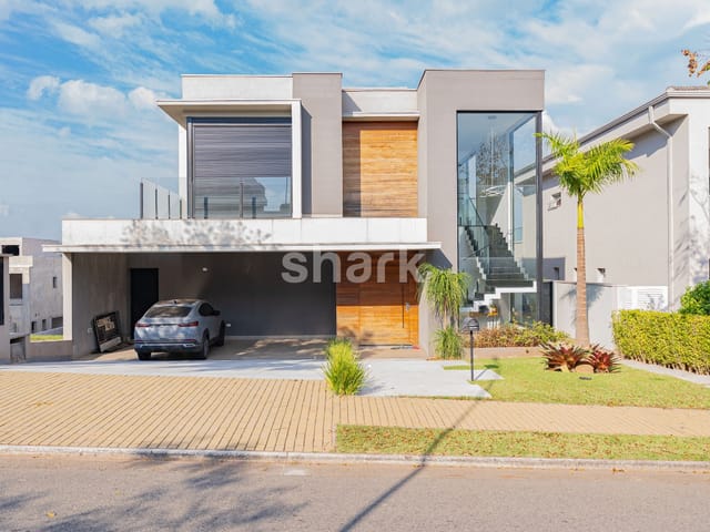 Casa com 443m² 4 quartos e 6 banheiros, à venda, no bairro Alphaville em Santana de Parnaíba