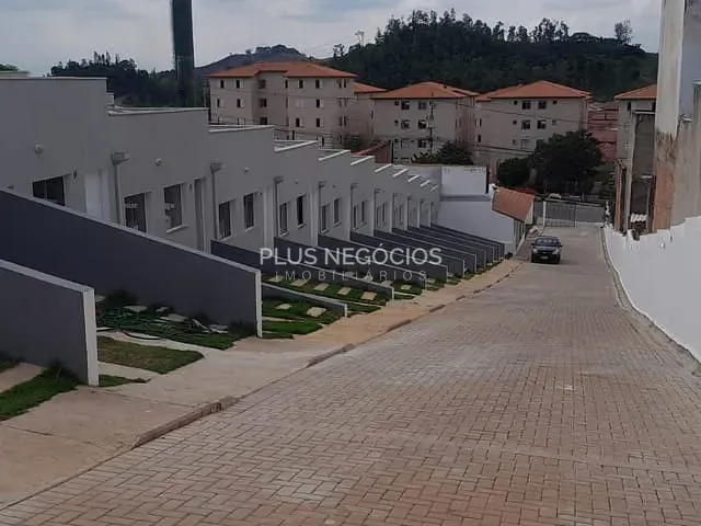 Casa com 50m² 2 quartos e 1 banheiro, à venda, no bairro Jardim Maria Lúcia em Votorantim