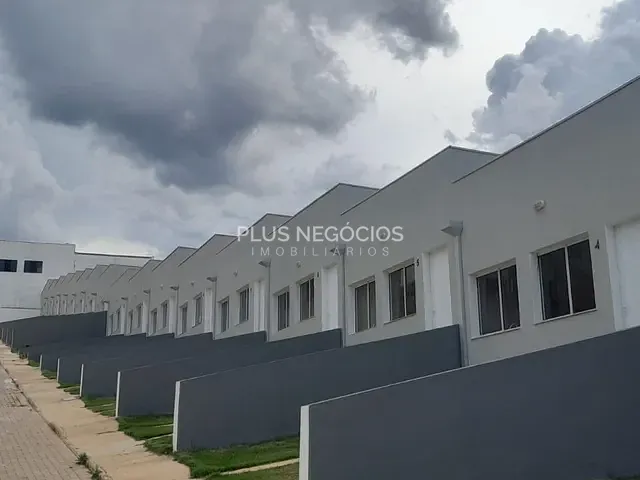 Casa com 50m² 2 quartos e 1 banheiro, à venda, no bairro Jardim Maria Lúcia em Votorantim