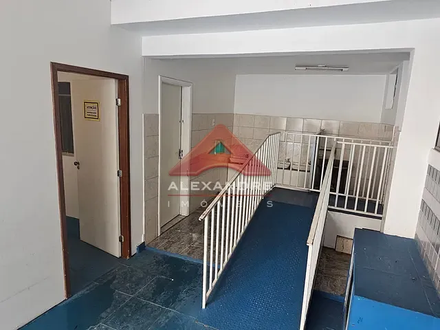 Casa 3 quartos e 3 banheiros, à venda, no bairro Jardim Ismênia em São José dos Campos