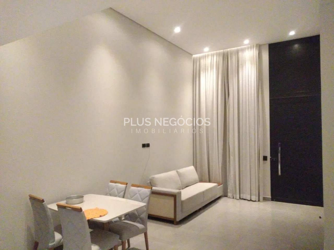 Casa à venda com 3 quartos, 137m² - Foto 2