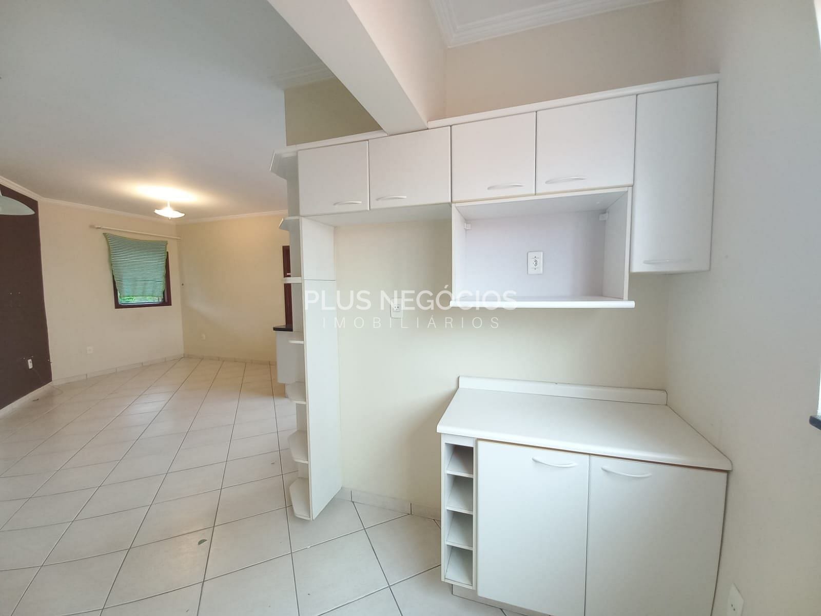 Casa para alugar com 4 quartos, 352m² - Foto 27