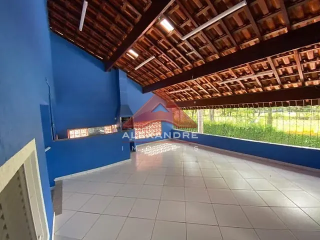 Casa com 150m² 3 quartos e 11 banheiros, à venda, no bairro Jardim Ismênia em São José dos Campos