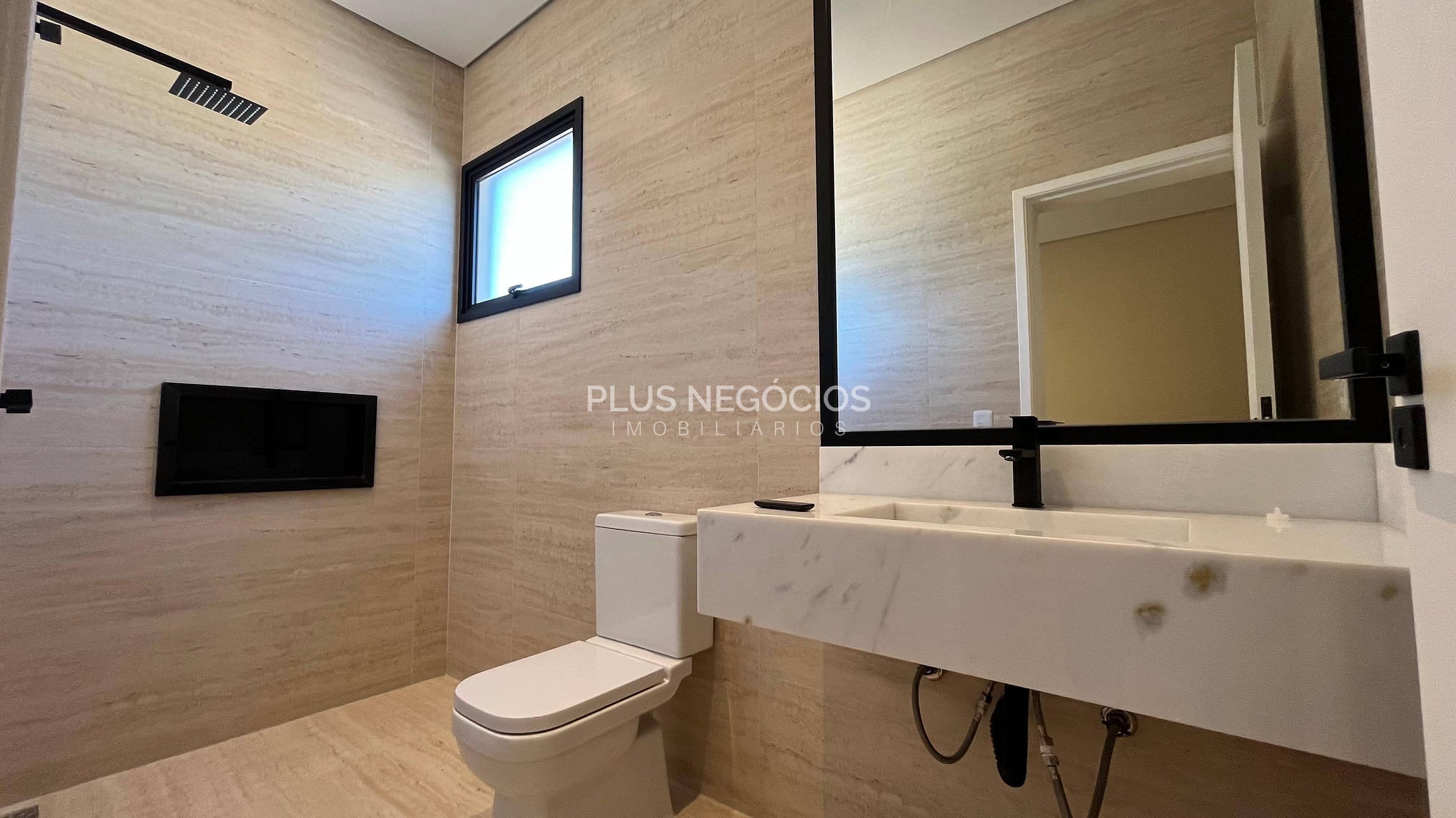 Casa à venda com 4 quartos, 306m² - Foto 22