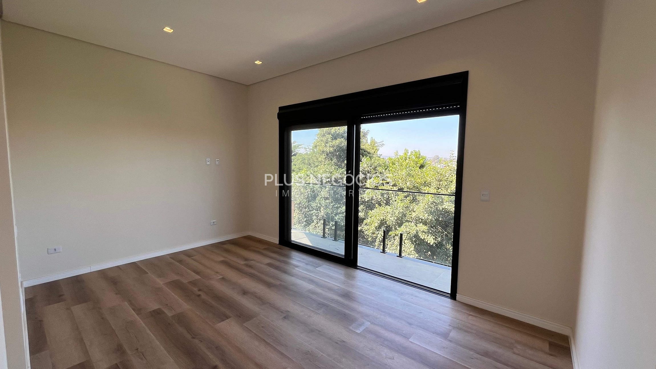 Casa à venda com 4 quartos, 306m² - Foto 15
