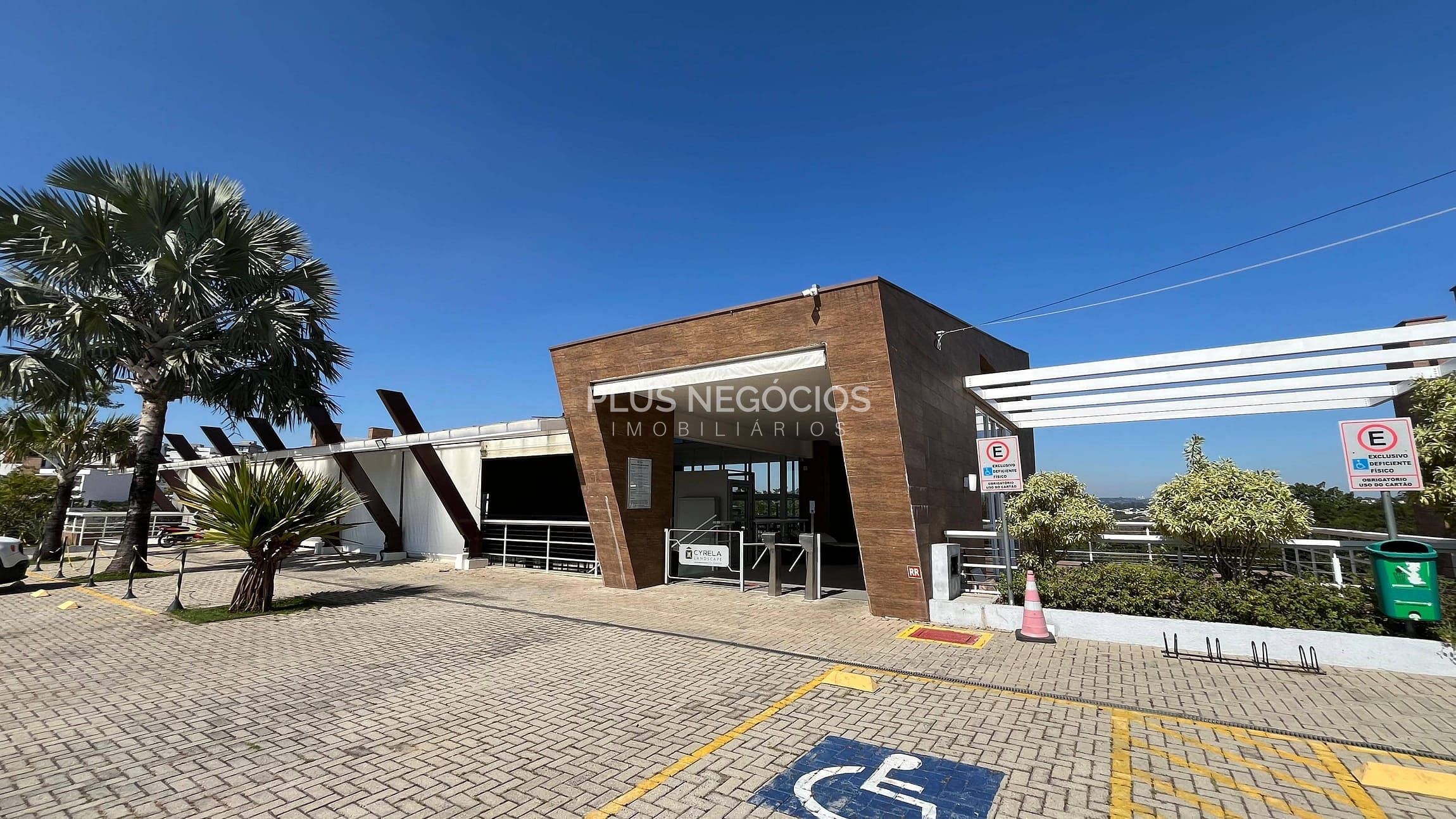 Casa à venda com 4 quartos, 306m² - Foto 29