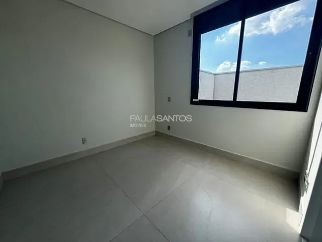 Casa 4 quartos e 2 banheiros, à venda, no bairro Alphaville Nova Esplanada em Votorantim