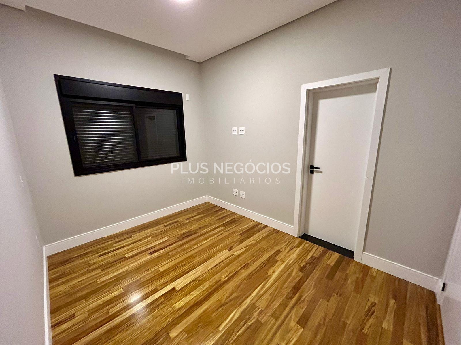 Casa à venda com 3 quartos, 225m² - Foto 18