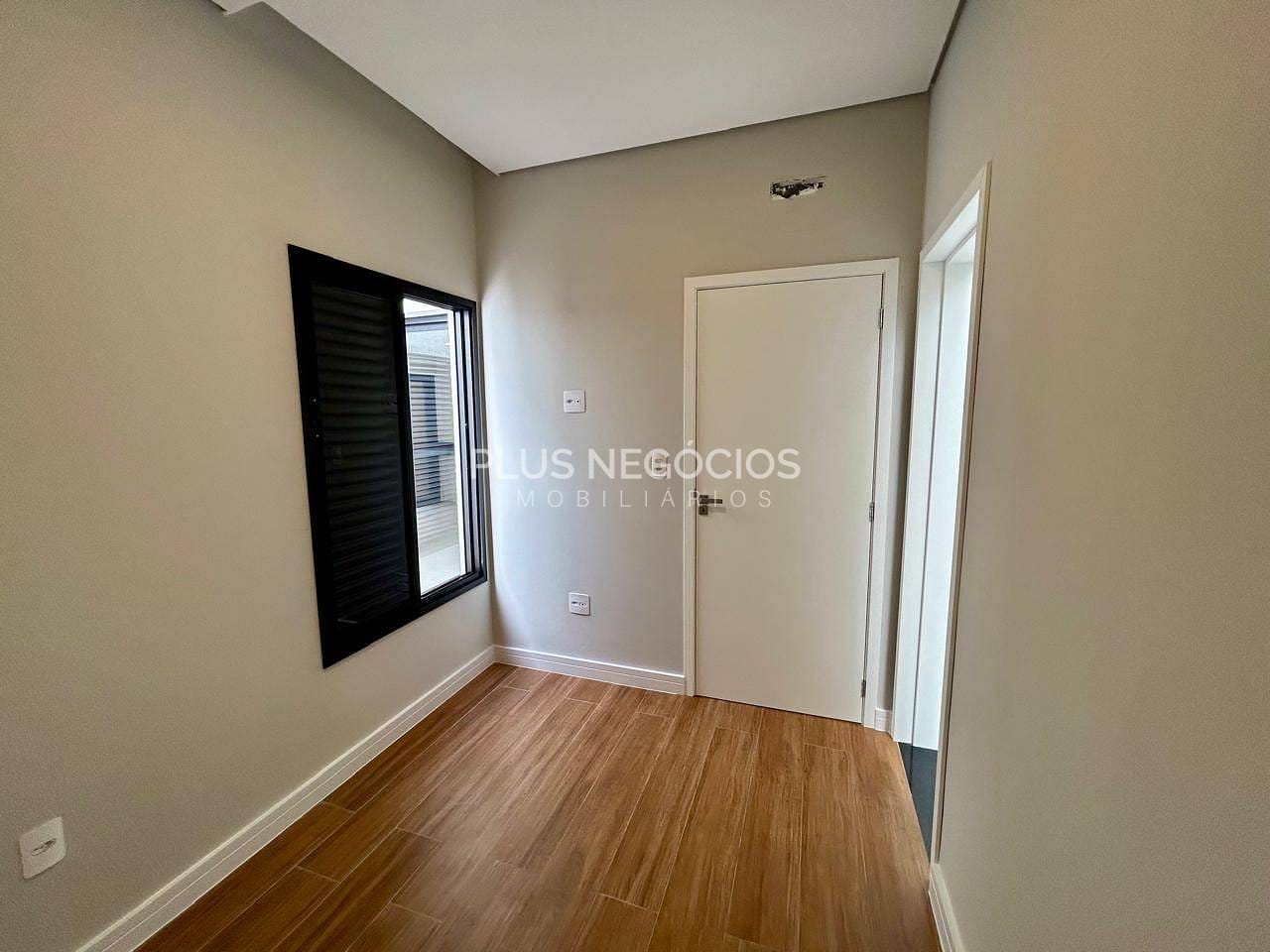 Casa à venda com 3 quartos, 110m² - Foto 7