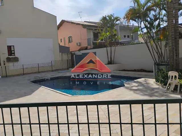 Casa com 192m² 3 quartos e 2 banheiros, à venda, no bairro Bosque dos Eucaliptos em São José dos Campos