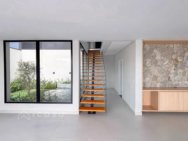 Casa com 451m² 3 quartos e 4 banheiros, à venda, no bairro Condomínio Residencial Monaco em São José dos Campos
