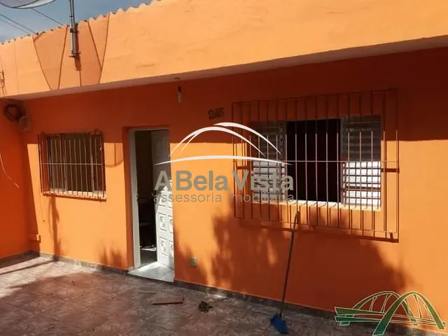 Casa com 335m² 3 quartos e 2 banheiros, à venda, no bairro SANTO ANTÔNIO em Osasco