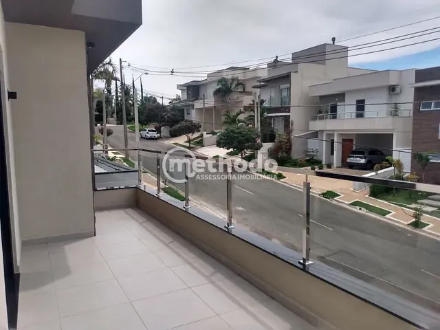 Casa com 300m² 3 quartos e 4 banheiros, à venda, no bairro Santa Cruz em Valinhos