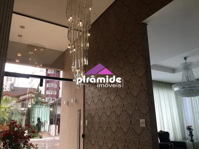 Casa com 642m² 4 quartos e 6 banheiros, à venda, no bairro Jardim Aquarius em São José dos Campos