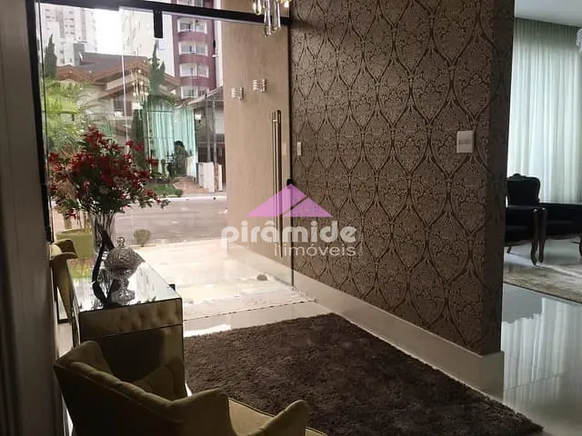 Casa com 642m² 4 quartos e 6 banheiros, à venda, no bairro Jardim Aquarius em São José dos Campos