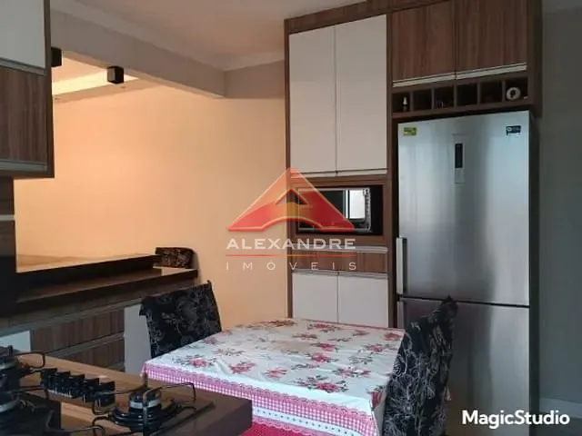 Casa 3 quartos e 1 banheiro, à venda, no bairro Jardim Ismênia em São José dos Campos
