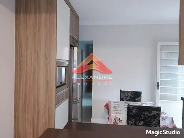 Casa 3 quartos e 1 banheiro, à venda, no bairro Jardim Ismênia em São José dos Campos
