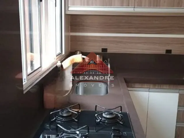 Casa 3 quartos e 1 banheiro, à venda, no bairro Jardim Ismênia em São José dos Campos