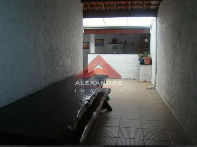 Casa com 300m² 3 quartos e 3 banheiros, à venda, no bairro Cidade Vista Verde em São José dos Campos