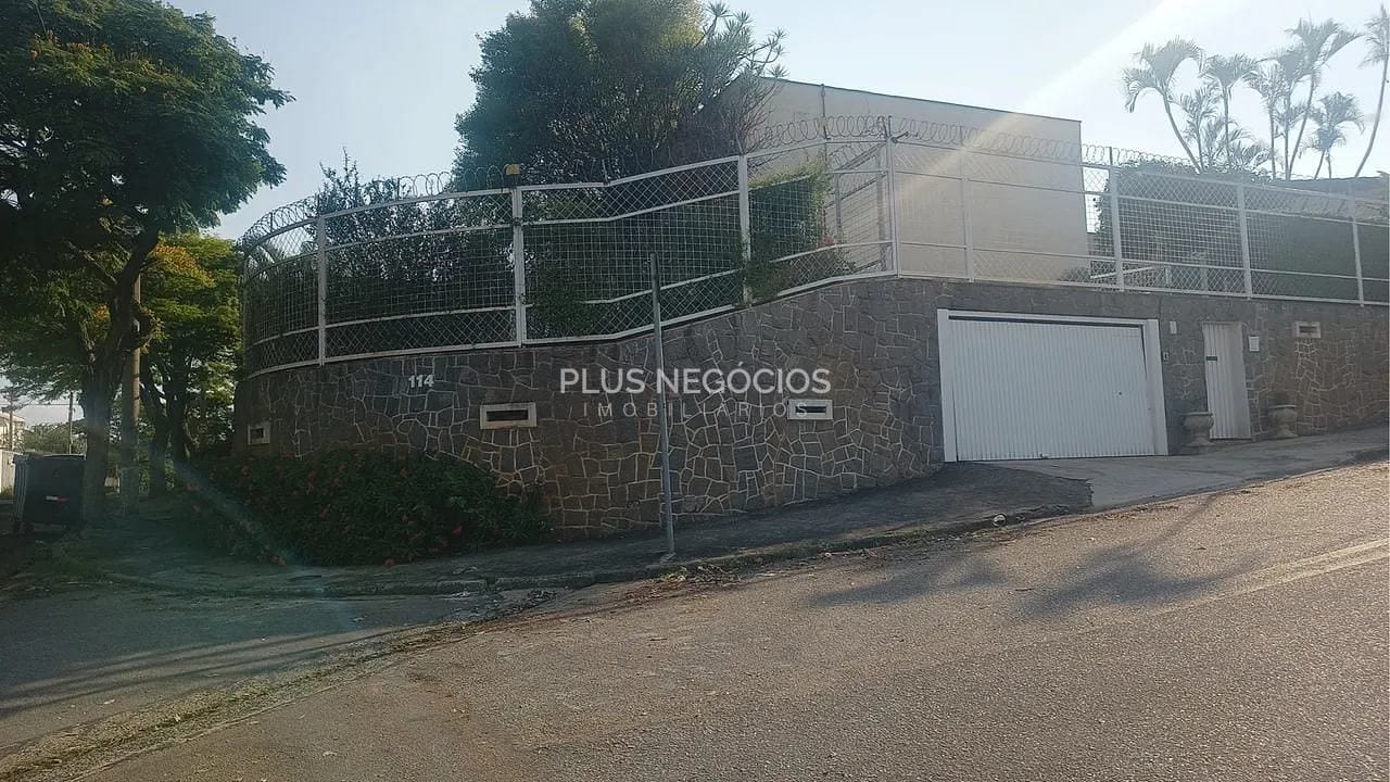 Casa à venda e aluguel com 1 quarto, 559m² - Foto 18