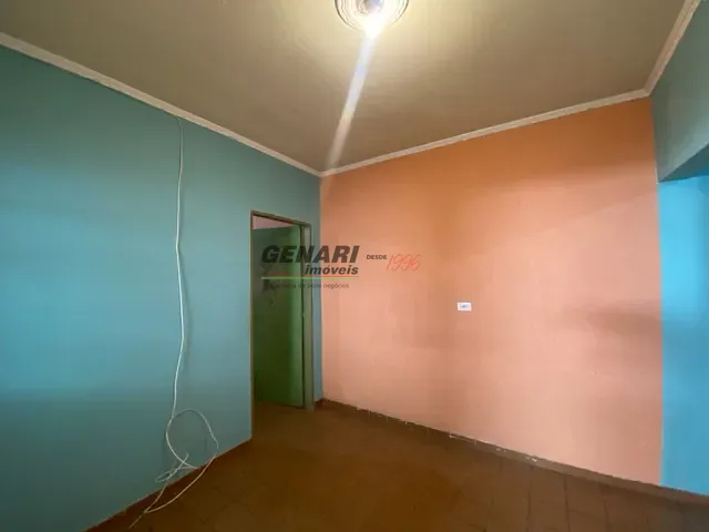 Casa com 250m² 3 quartos e 2 banheiros, à venda, no bairro Jardim Morada do Sol em Indaiatuba