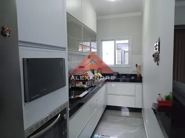 Casa 3 quartos e 2 banheiros, à venda, no bairro Loteamento Residencial Vista Linda em São José dos Campos