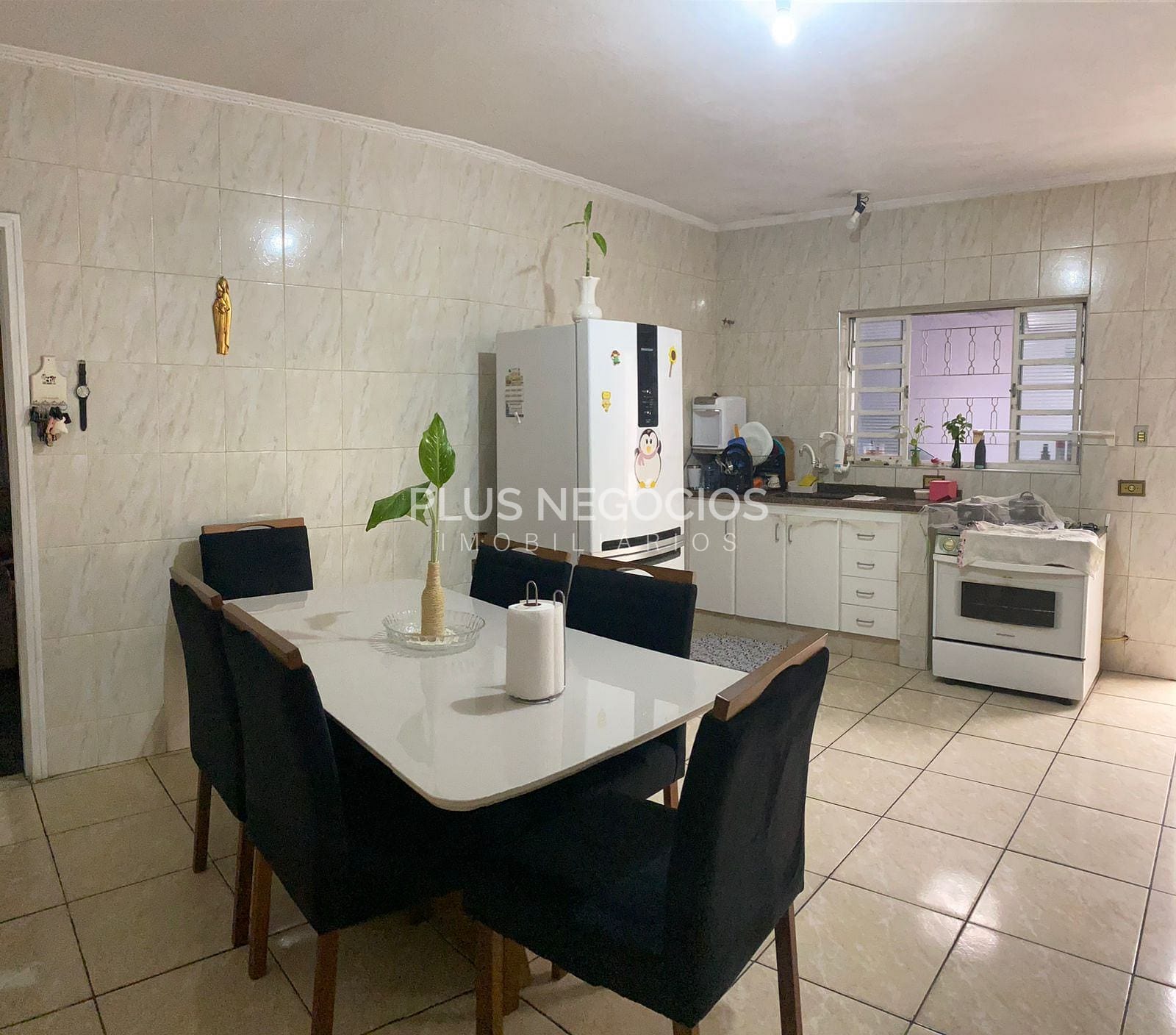 Casa à venda com 3 quartos, 217m² - Foto 6