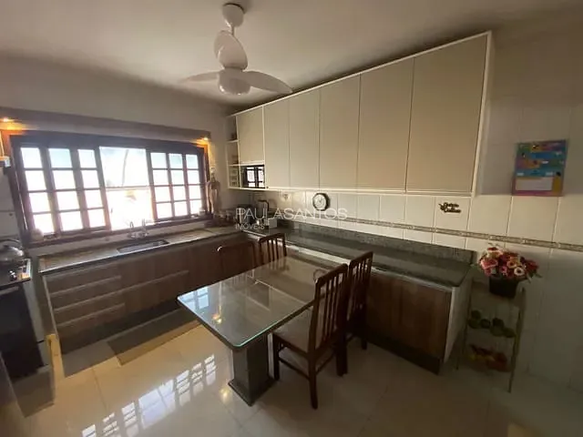 Casa 3 quartos e 4 banheiros, à venda, no bairro Jardim Prestes de Barros em Sorocaba