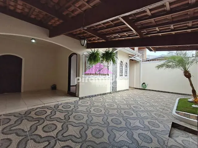 Casa com 213m² 5 quartos e 5 banheiros, à venda, no bairro Jardim Ismênia em São José dos Campos