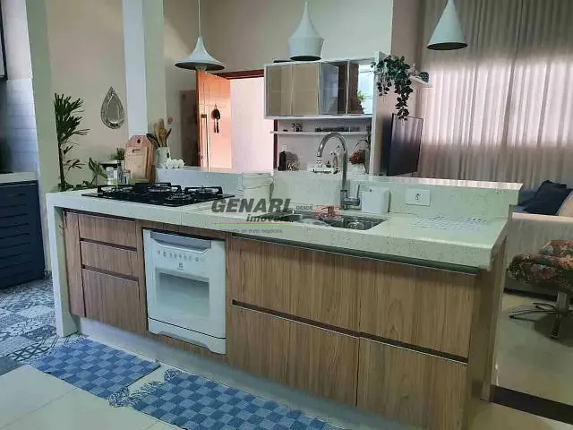 Casa 3 quartos e 2 banheiros, à venda, no bairro Vila Rubens em Indaiatuba