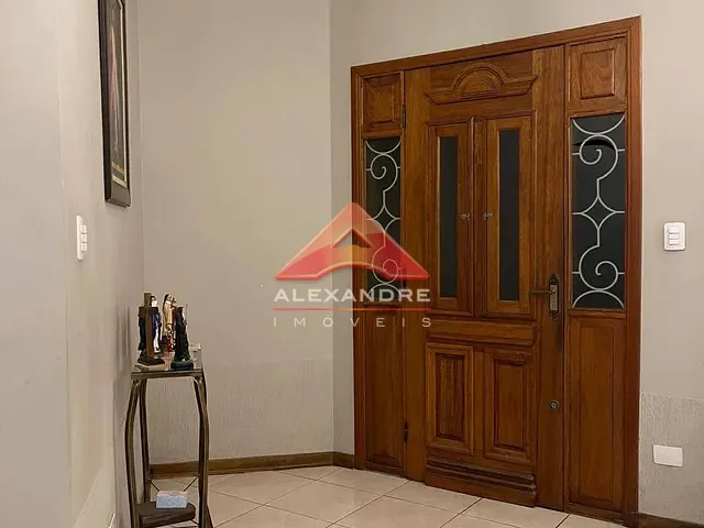 Casa 3 quartos e 2 banheiros, à venda, no bairro Vista Linda em São José dos Campos