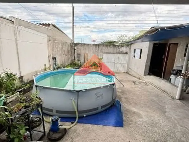 Casa 3 quartos e 2 banheiros, à venda, no bairro Vila Tatetuba em São José dos Campos