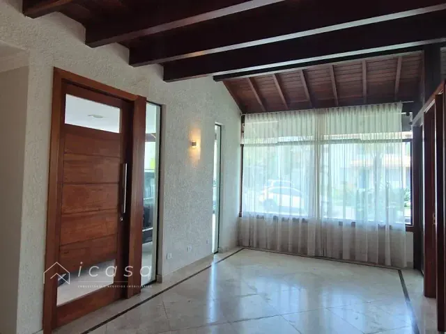 Casa com 450m² 4 quartos e 4 banheiros, à venda, no bairro Conjunto Residencial Esplanada do Sol em São José dos Campos