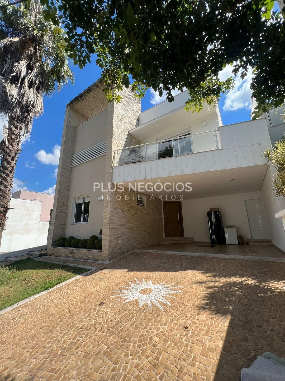 Casa, 5 quartos, 370 m² - Foto 1