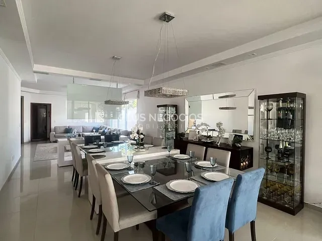 Casa com 500m² 5 quartos e 6 banheiros, à venda, no bairro Parque Residencial Villa dos Inglezes em Sorocaba