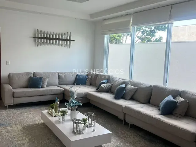 Casa com 500m² 5 quartos e 6 banheiros, à venda, no bairro Parque Residencial Villa dos Inglezes em Sorocaba
