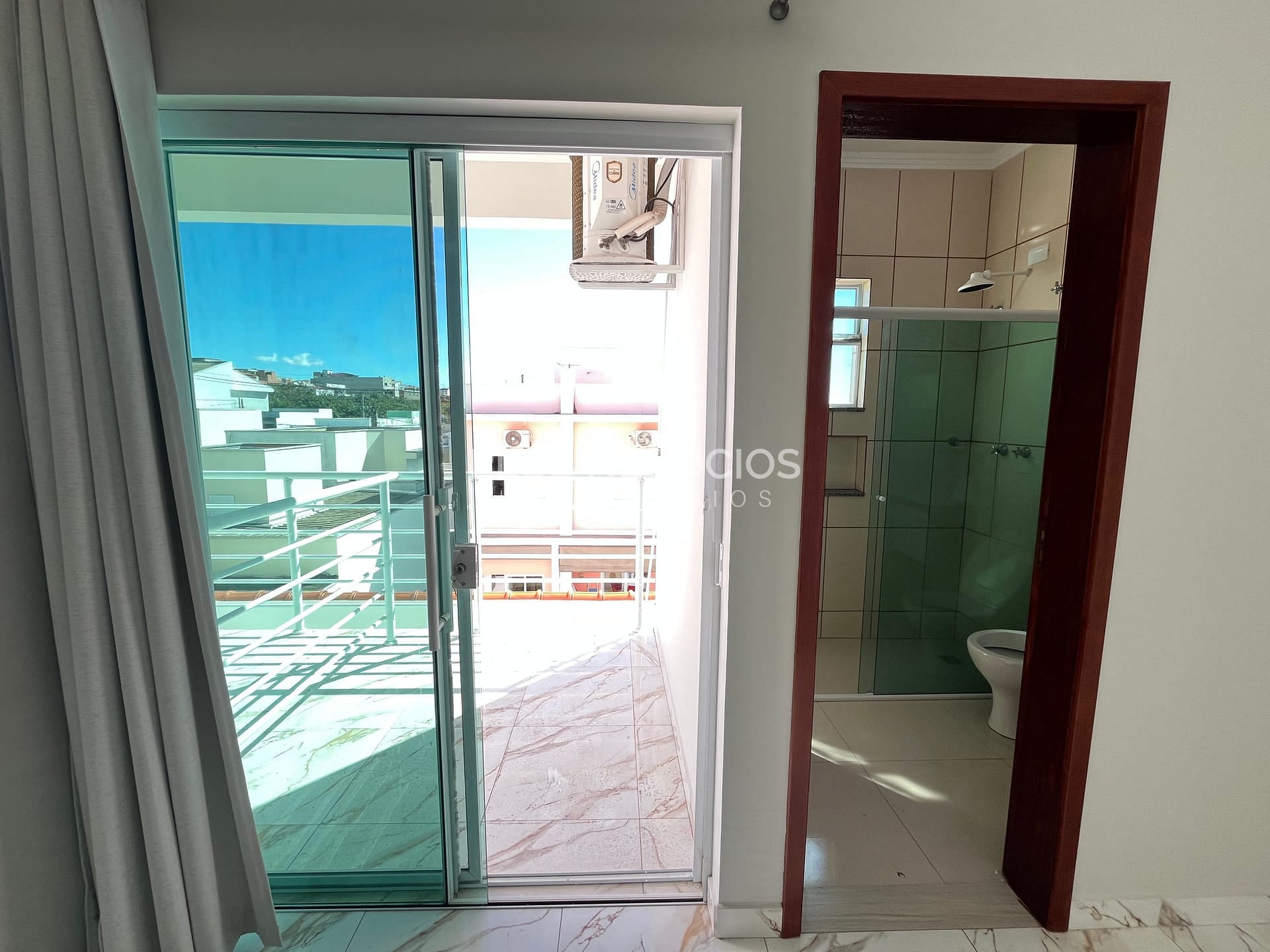 Casa à venda e aluguel com 3 quartos, 211m² - Foto 34