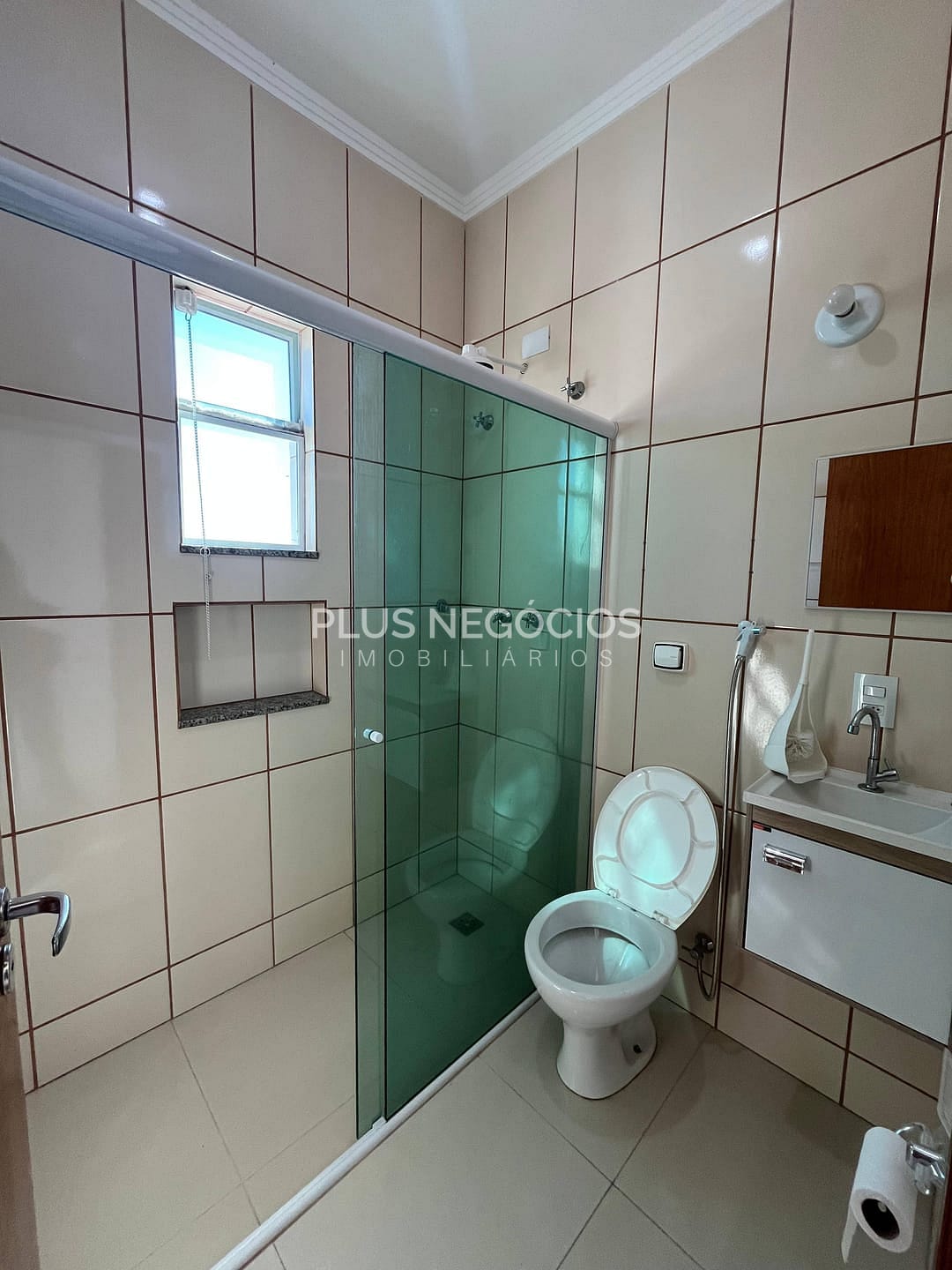 Casa à venda e aluguel com 3 quartos, 211m² - Foto 29